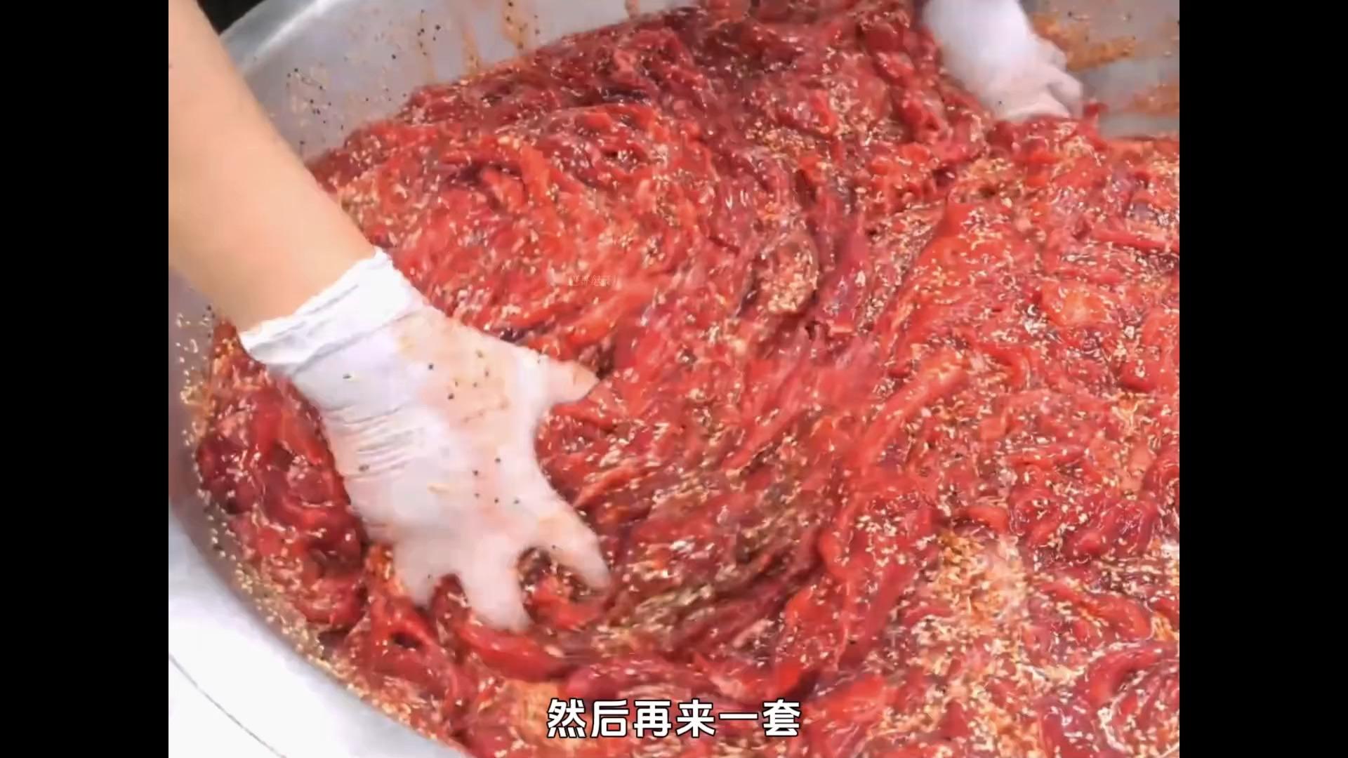 “邻座炖肉，科技新贵现世”