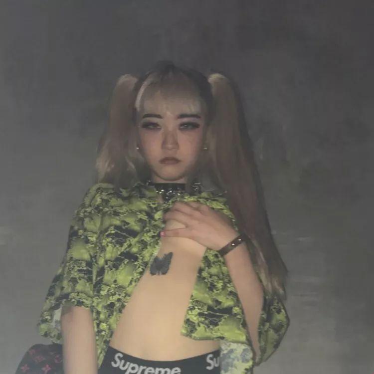 潮女RAPPER，日本一姐的浪潮汹涌，时尚界的狂澜