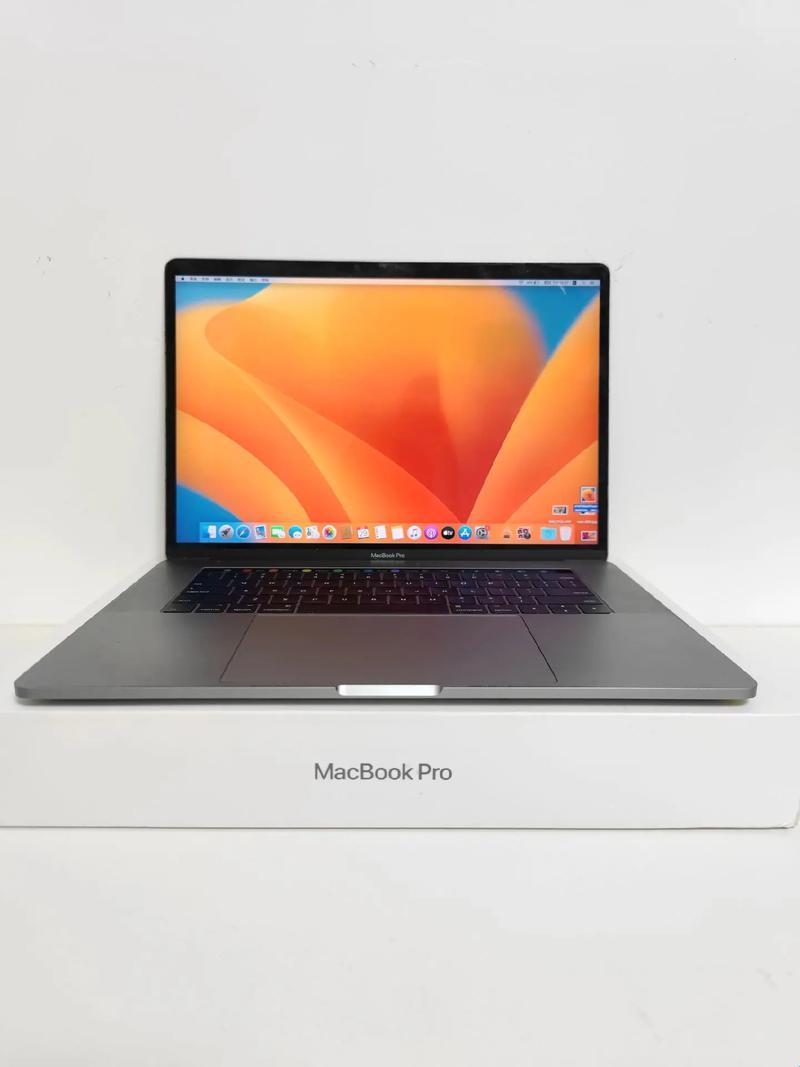 日本16岁天才少年玩转MacBook Pro，网友直呼：这是要逆天！