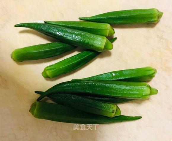 "草莓丝瓜榴莲秋葵，独具匠心？笑谈科技圈的四大「异端」"